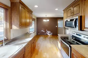 1704 Plainview Ln, Albert Lea, MN 56007 - Photo 12