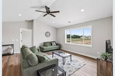 7222 Hawthorne Court, North Branch, MN 55056 - Photo 6