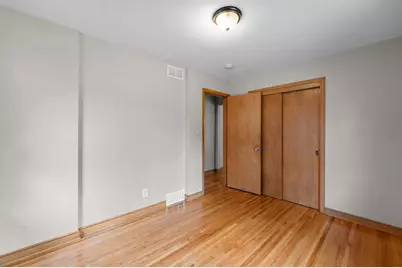 1740 California Avenue E, Saint Paul, MN 55106 - Photo 8