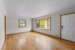 1740 California Ave E, Saint Paul, MN 55106 - Photo 4