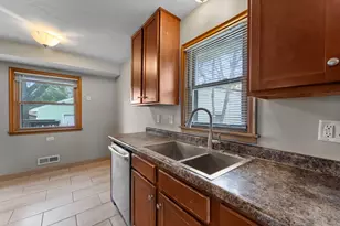 1740 California Ave E, Saint Paul, MN 55106 - Photo 16