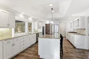 2648 Casco Point Rd, Wayzata, MN 55391 - Photo 12