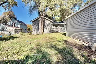 1126 Ross Ave, Saint Paul, MN 55106 - Photo 6