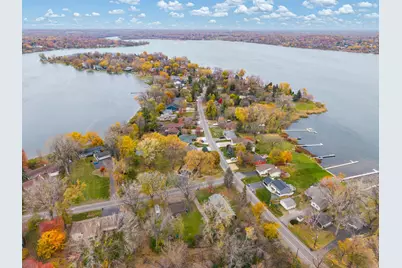 115 Peninsula Road, Medicine Lake, MN 55441 - Photo 32