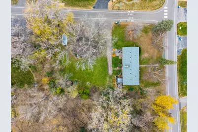 115 Peninsula Road, Medicine Lake, MN 55441 - Photo 4