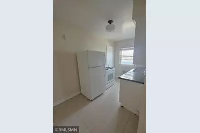 2056 Bayard Avenue, Saint Paul, MN 55116 - Photo 8