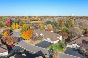 4232 Magnolia Ln N, Plymouth, MN 55441 - Photo 2