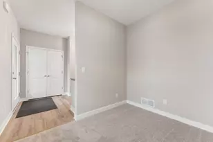 7427 Water St, Shakopee, MN 55379 - Photo 4