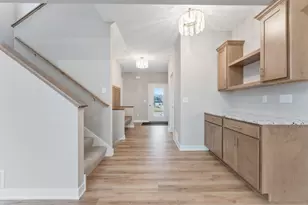 7427 Water St, Shakopee, MN 55379 - Photo 10