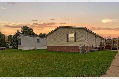 831 30th Street NW, Faribault, MN 55021 - Photo 1