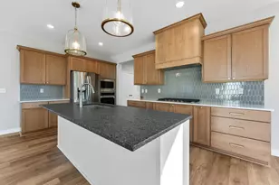 7660 Waverly Ave, Shakopee, MN 55379 - Photo 12