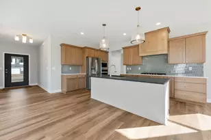 7660 Waverly Ave, Shakopee, MN 55379 - Photo 12