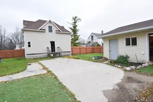 315 State Ave SW, Red Lake Falls, MN 56750 - Photo 28