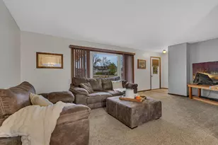 215 Church Street N, Eden Valley, MN 55329 - Photo 4