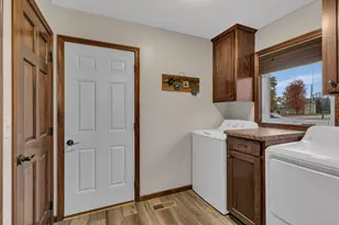 215 Church Street N, Eden Valley, MN 55329 - Photo 18