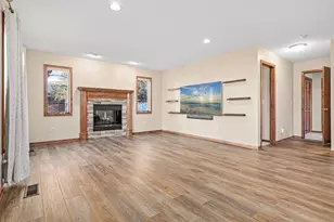 2600 91st Cres N, Brooklyn Park, MN 55443 - Photo 18