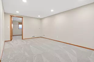 2600 91st Cres N, Brooklyn Park, MN 55443 - Photo 22