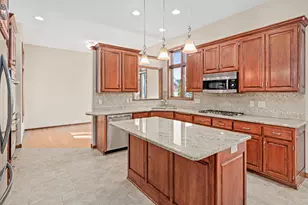 2600 91st Cres N, Brooklyn Park, MN 55443 - Photo 8