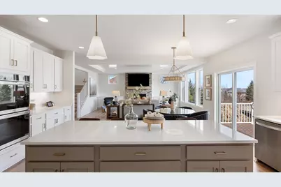 2015 Lusitano Street, Shakopee, MN 55379 - Photo 24