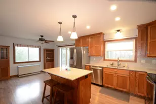 10334 127th St, Kimball, MN 55353 - Photo 8