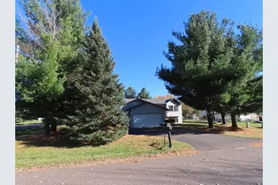 1001 Lincoln Circle, Braham, MN 55006 - Photo 2