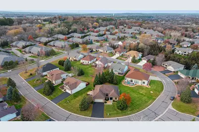 118 Quail Circle, Hudson, WI 54016 - Photo 2