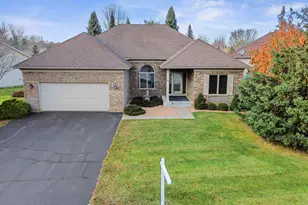 118 Quail Cir, Hudson, WI 54016 - Photo 1