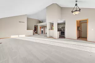 118 Quail Cir, Hudson, WI 54016 - Photo 6