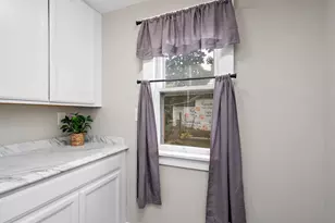 1678 Minnehaha Ave E, Saint Paul, MN 55106 - Photo 12