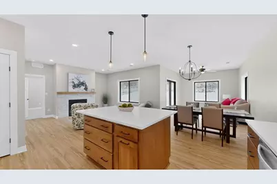 1845 Hadley Hills Drive NE, Rochester, MN 55906 - Photo 12