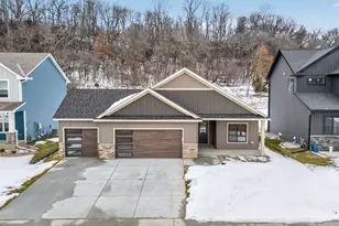 1845 Hadley Hills Dr NE, Rochester, MN 55906 - Photo 34