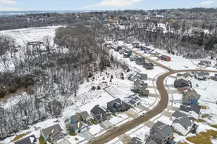 1845 Hadley Hills Dr NE, Rochester, MN 55906 - Photo 42