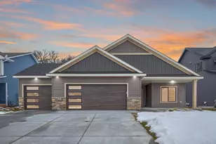 1845 Hadley Hills Dr NE, Rochester, MN 55906 - Photo 2