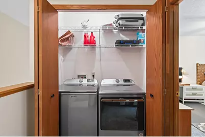 2597 Bedford Court #27, Mendota Heights, MN 55120 - Photo 14