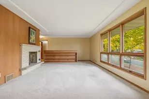 5131 Thotland Rd, Golden Valley, MN 55422 - Photo 10