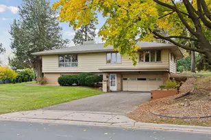 5131 Thotland Rd, Golden Valley, MN 55422 - Photo 2