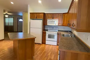 606 32 St N, Moorhead, MN 56560 - Photo 6