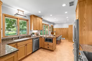 2275 Linner Rd, Wayzata, MN 55391 - Photo 24