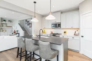 10060 Highpoint Dr, Victoria, MN 55318 - Photo 16