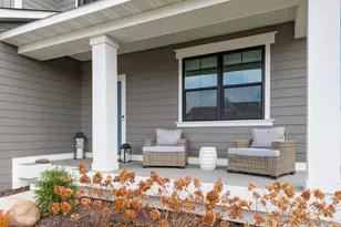 10060 Highpoint Dr, Victoria, MN 55318 - Photo 4