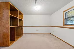 425 W Franklin St, Morristown, MN 55052 - Photo 32