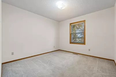 425 W Franklin Street, Morristown, MN 55052 - Photo 22