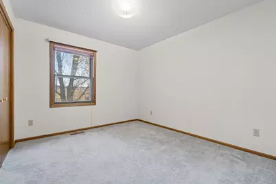 425 W Franklin Street, Morristown, MN 55052 - Photo 20