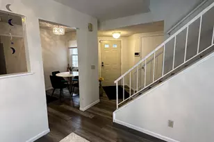 1612 Rose Hill Cir, Saint Paul, MN 55108 - Photo 2