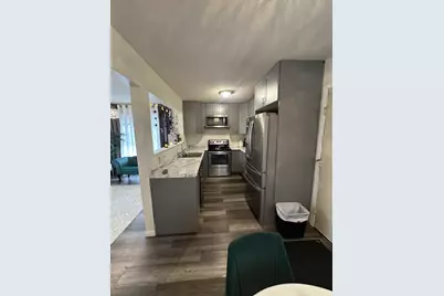 1612 Rose Hill Circle, Saint Paul, MN 55108 - Photo 4