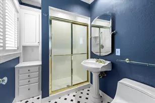 1724 Summit Ave, Minneapolis, MN 55403 - Photo 34