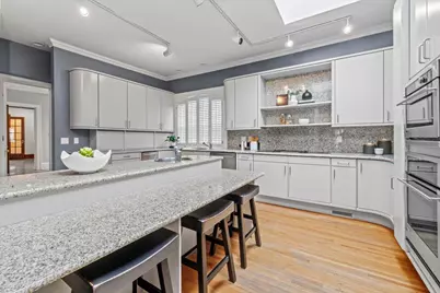 1724 Summit Avenue, Minneapolis, MN 55403 - Photo 16