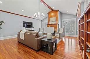 1724 Summit Ave, Minneapolis, MN 55403 - Photo 20