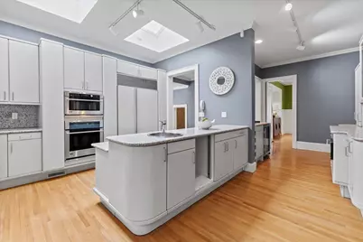 1724 Summit Avenue, Minneapolis, MN 55403 - Photo 14