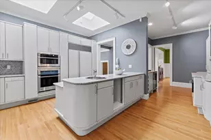1724 Summit Ave, Minneapolis, MN 55403 - Photo 14